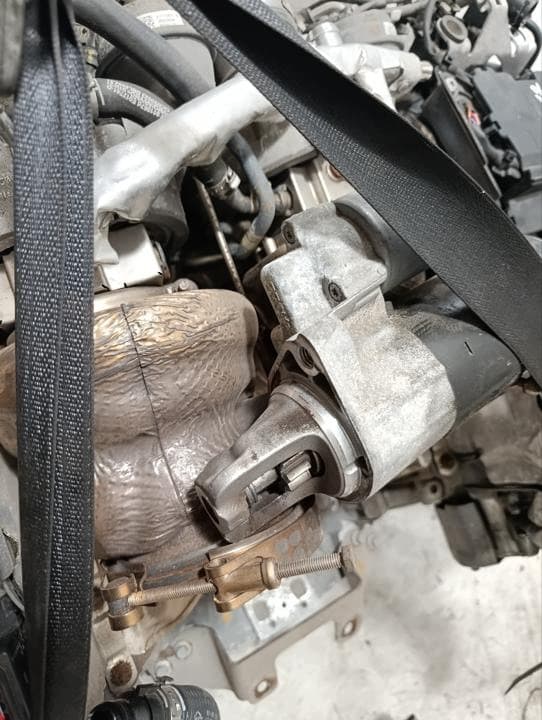 Moteur M 177.950 — vue 6
