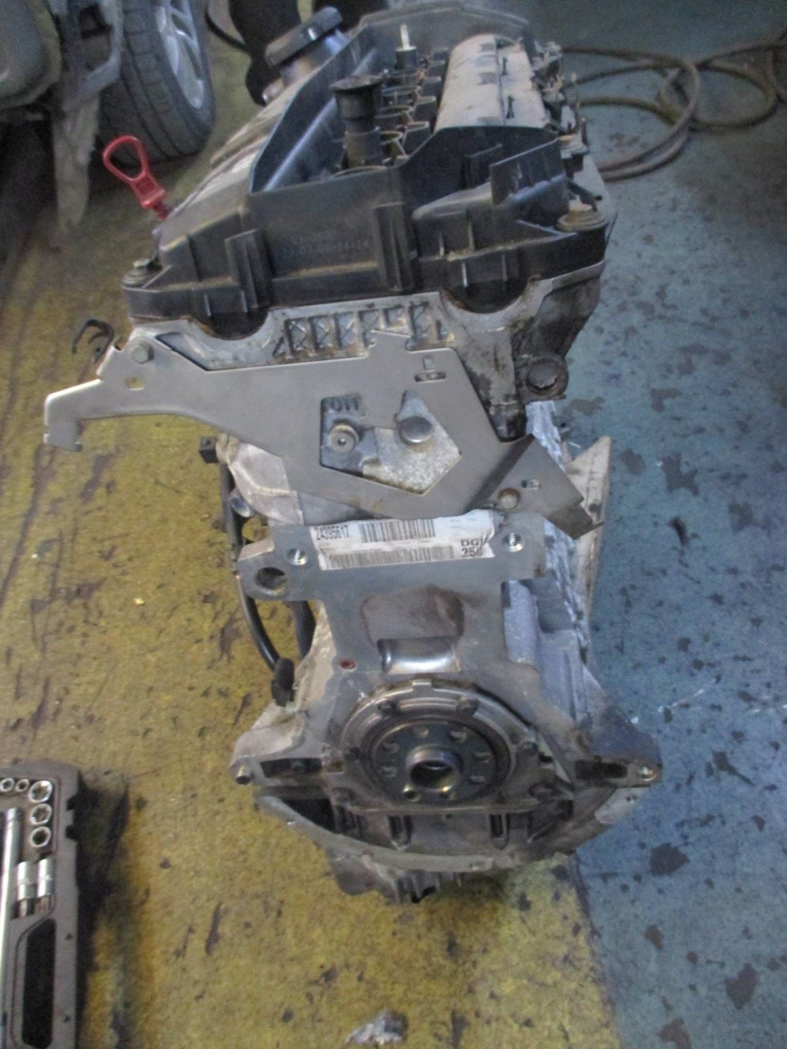 Moteur M54 B22 (226S1) — vue 2