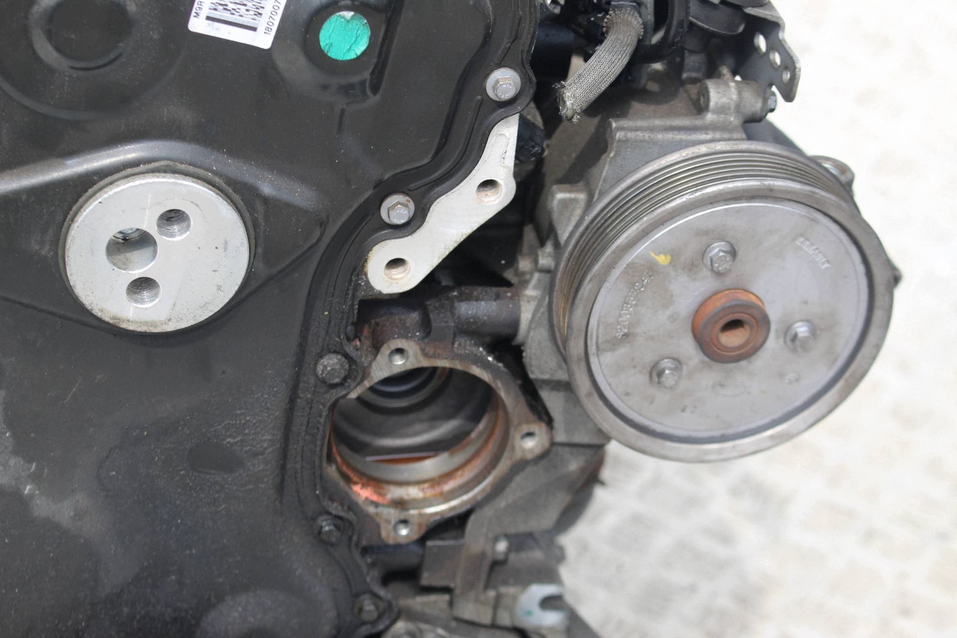Moteur M9R 805 — vue 7