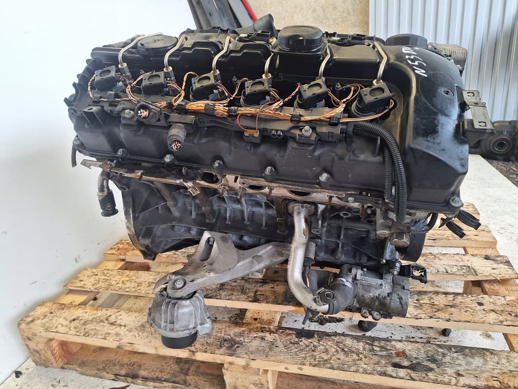 Moteur N53 B30 A — vue 2