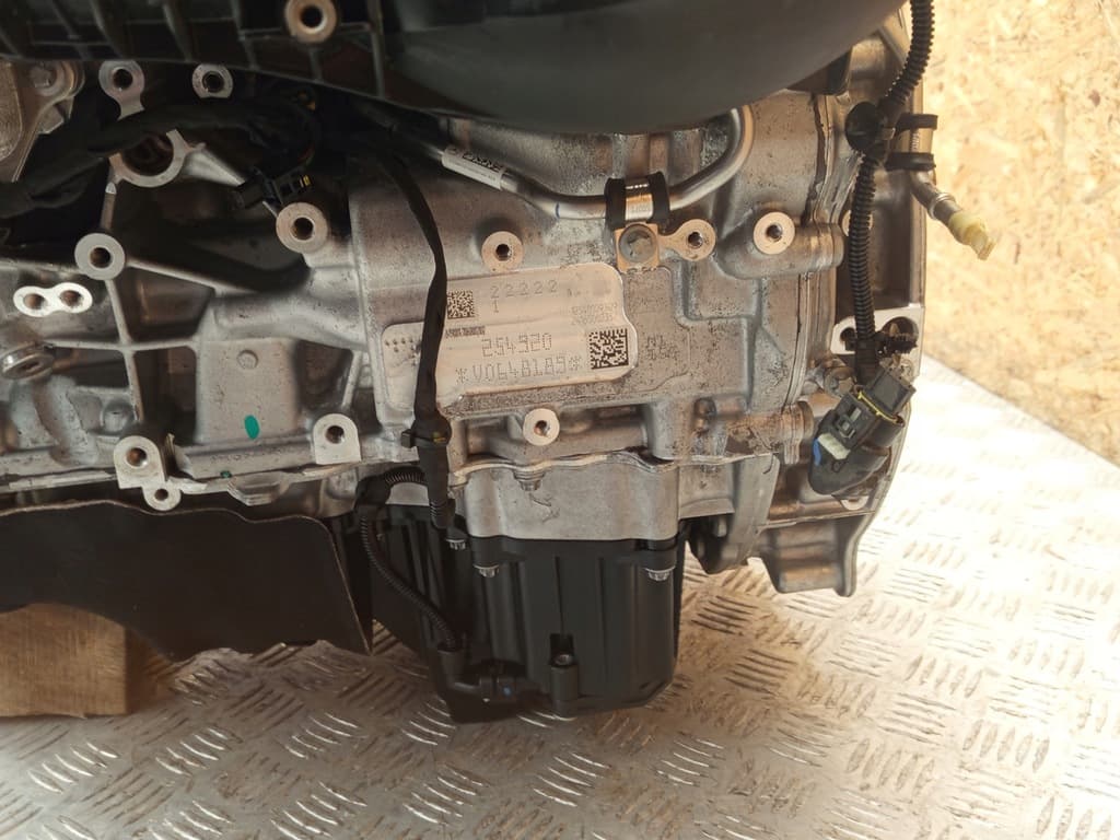 Moteur M 254.920 — vue 7