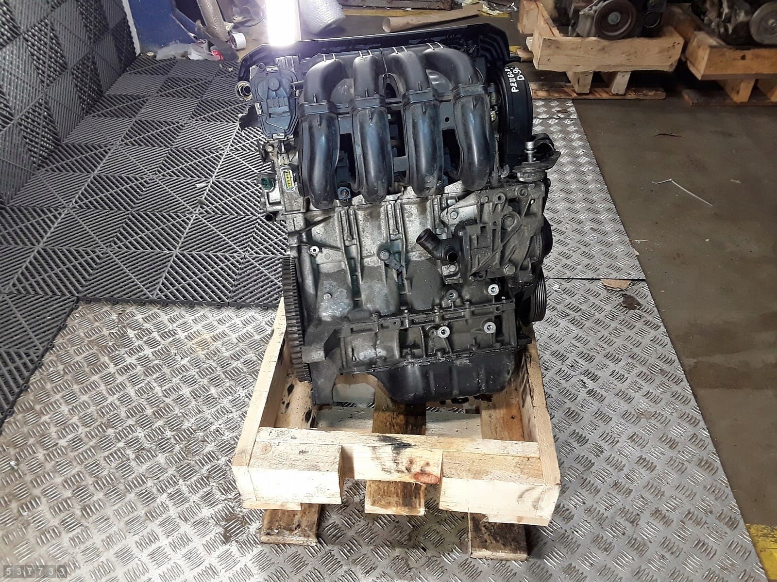 Moteur KFU (ET3J4) — vue 4