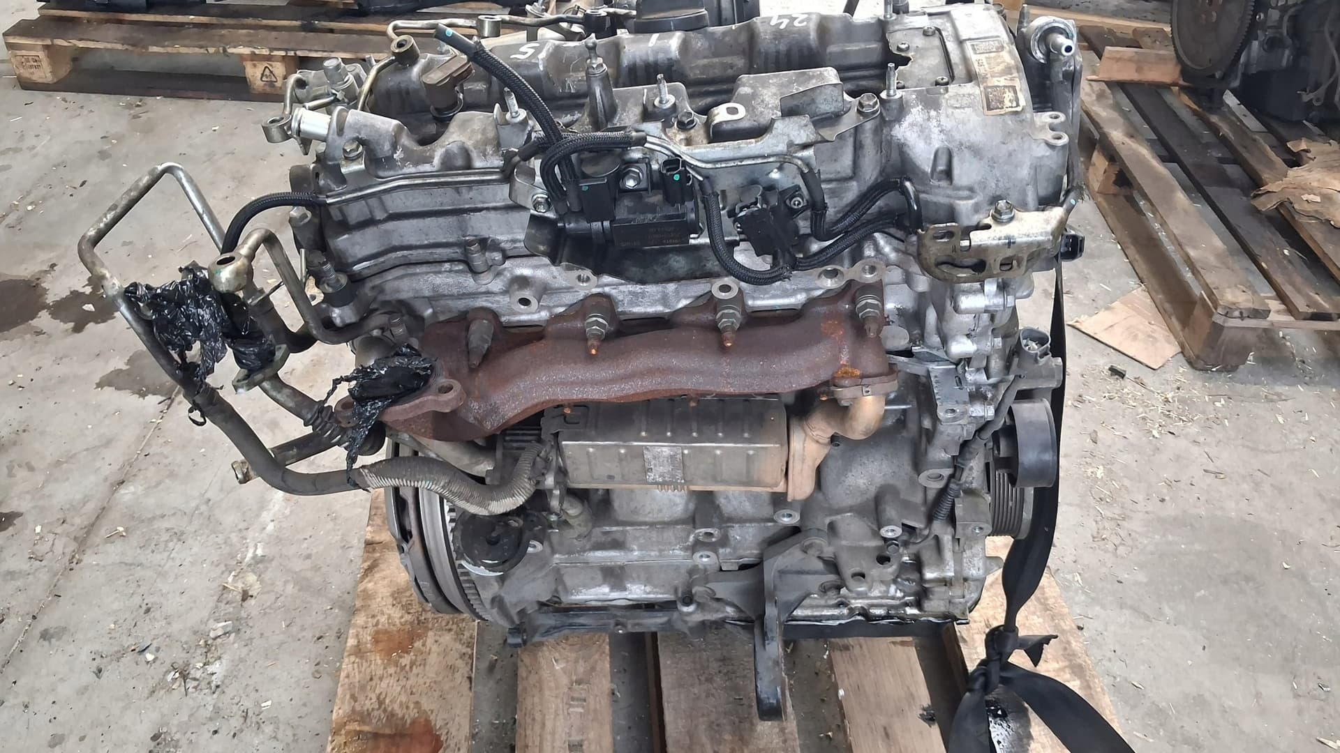 Moteur 1AD-FTV — vue 4