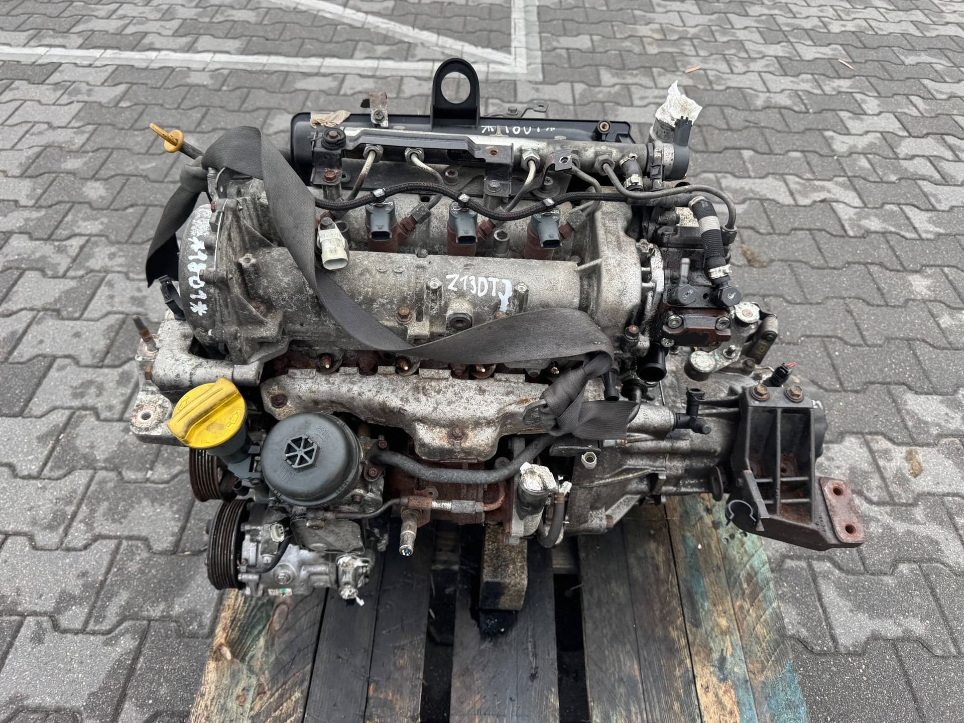 Moteur D13A — vue 5