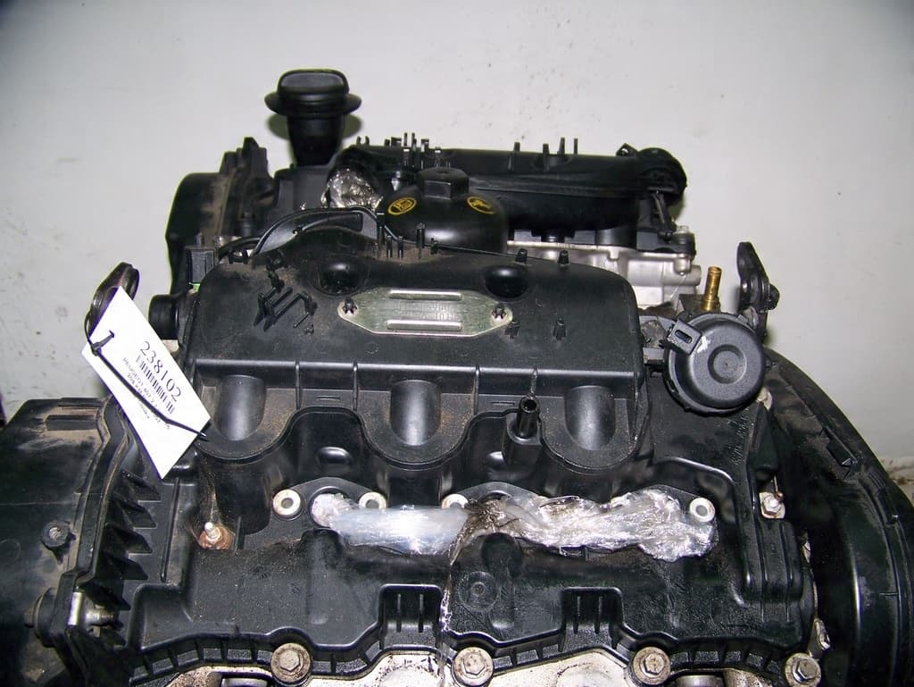 Moteur UHZ (DT17TED4) — vue 3