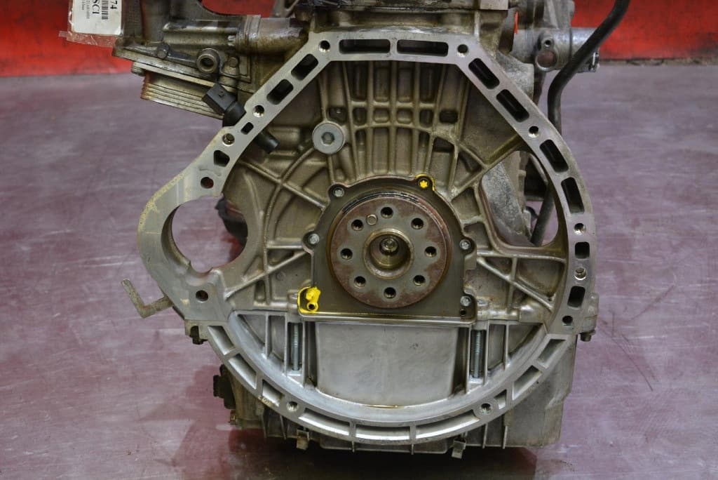 Moteur M 112.914 — vue 8