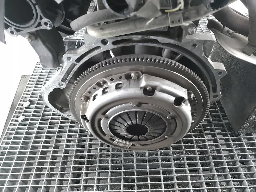 Moteur 4A90 — vue 2
