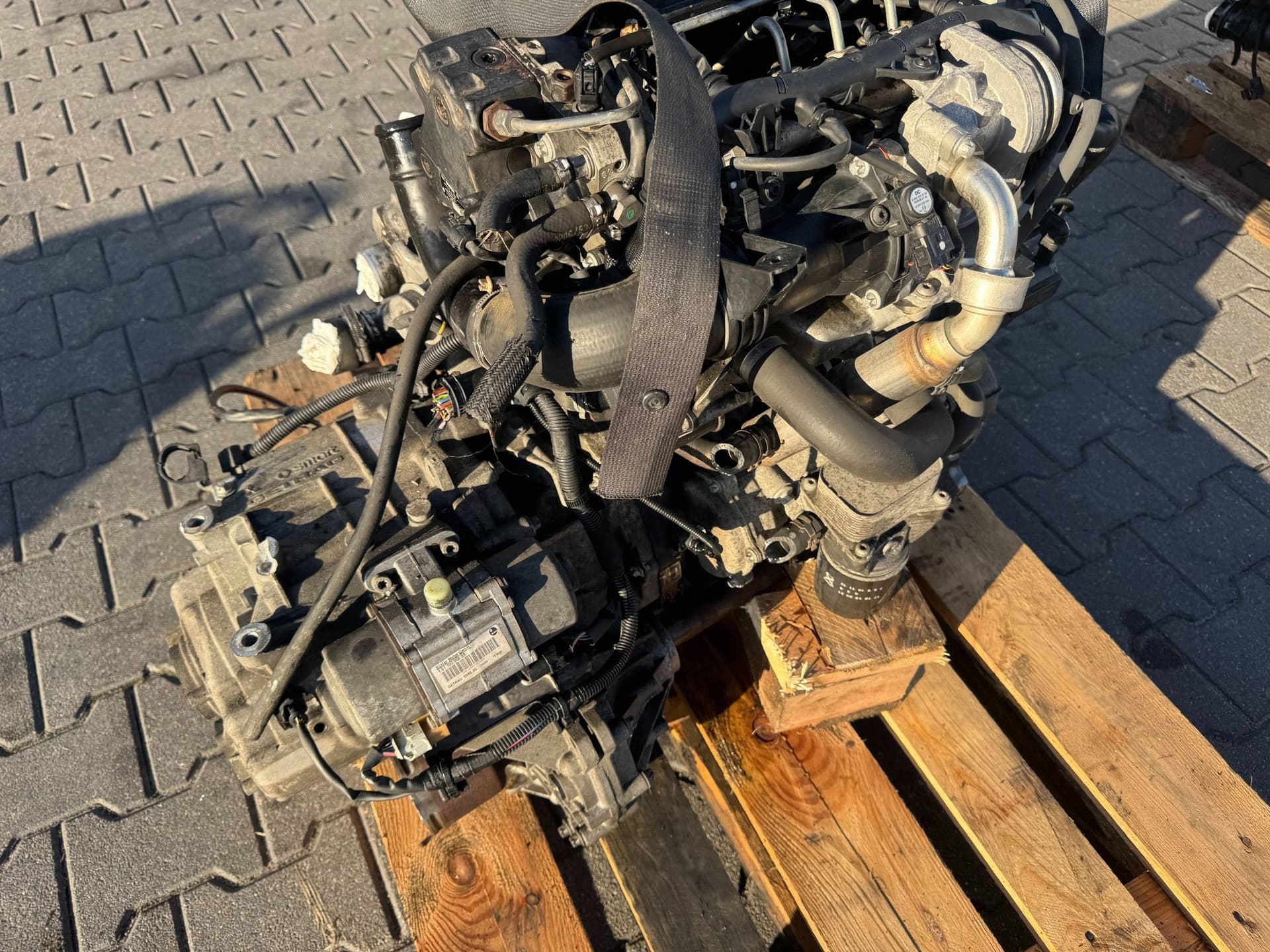 Moteur 4A90 — vue 6