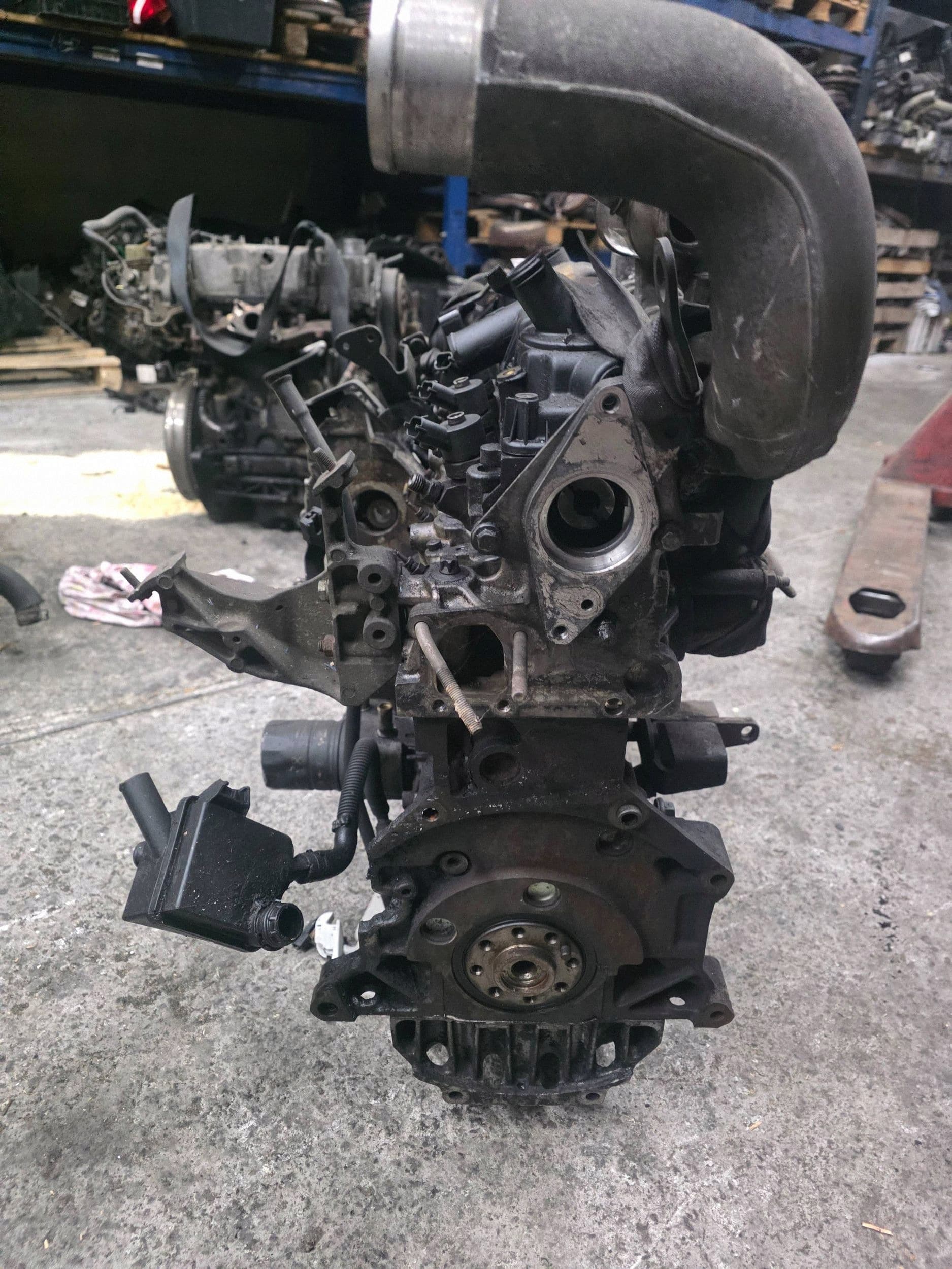 Moteur RHW (DW10ATED4) — vue 4