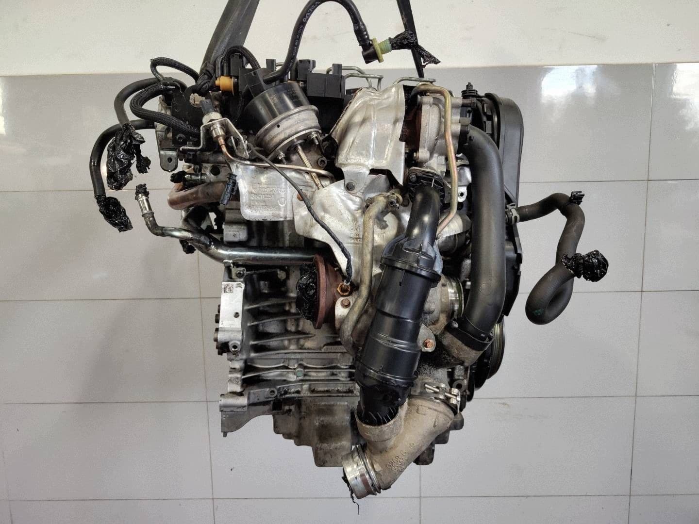 Moteur D 4204 T14 — vue 4