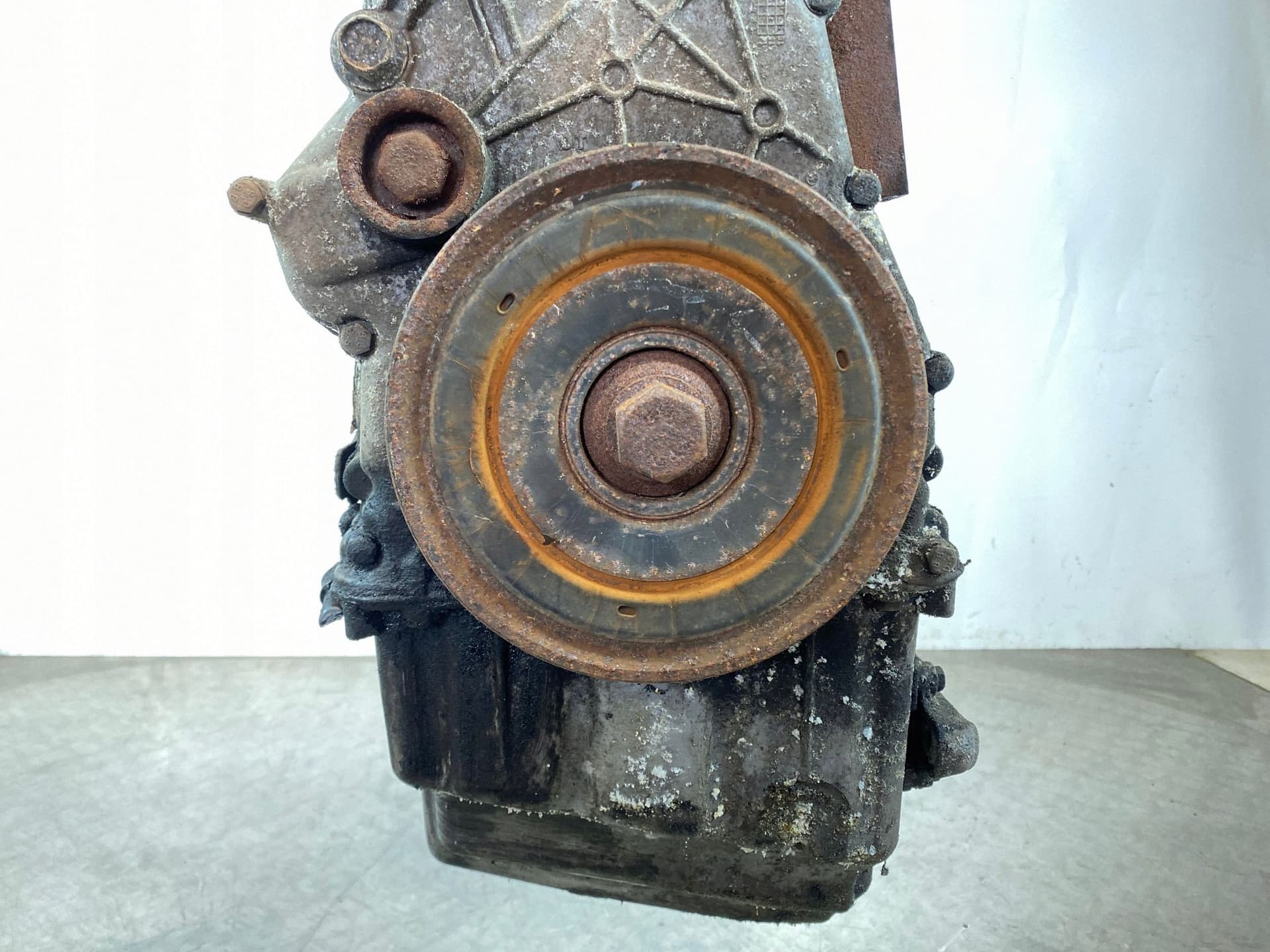 Moteur D22DTR(672.980) — vue 2