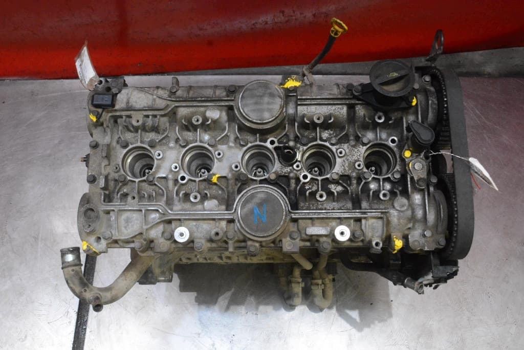 Moteur B 5244 S — vue 5