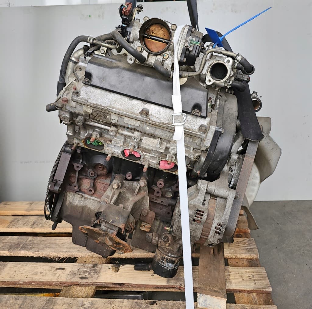 Moteur 6G74 (DOHC 24V) — vue 5