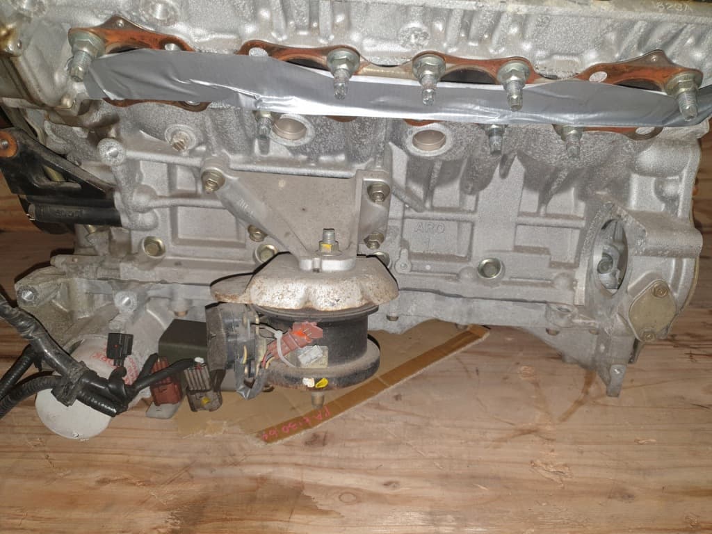 Moteur 1UR-FE — vue 5