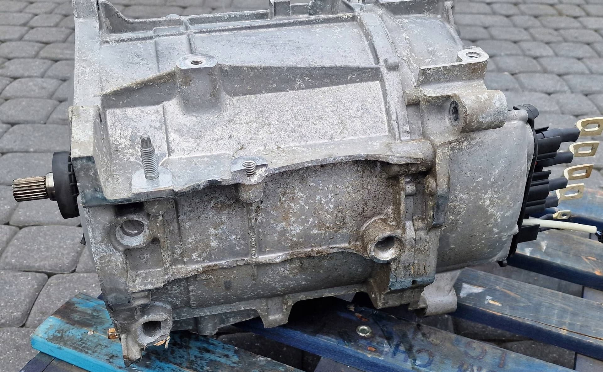 Moteur 5AQ 601 — vue 4
