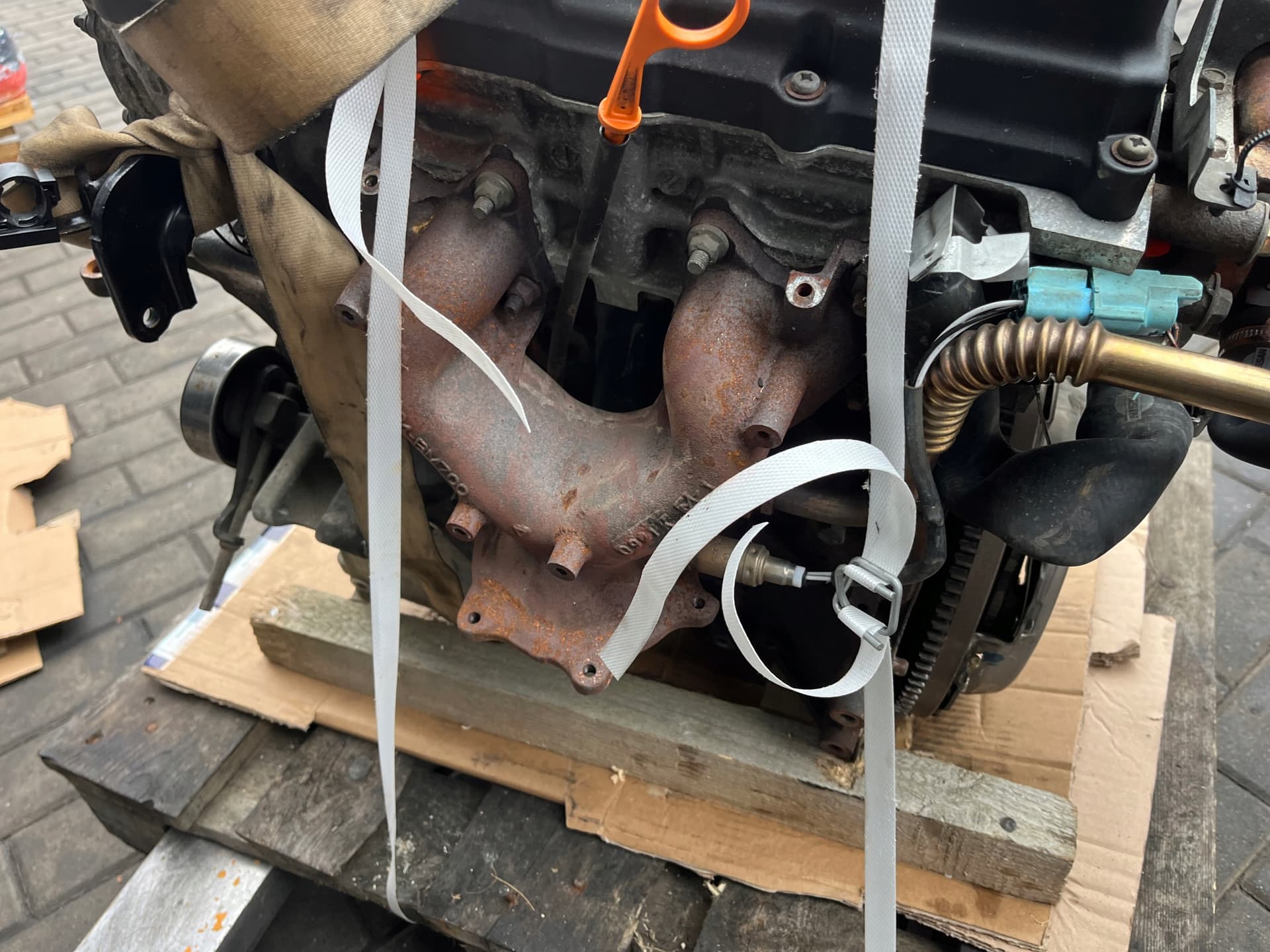 Moteur QG15DE — vue 4