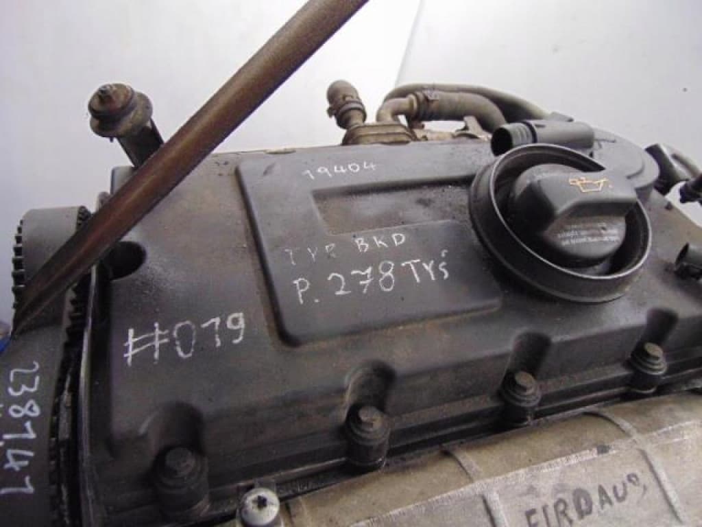 Moteur AUY — vue 7