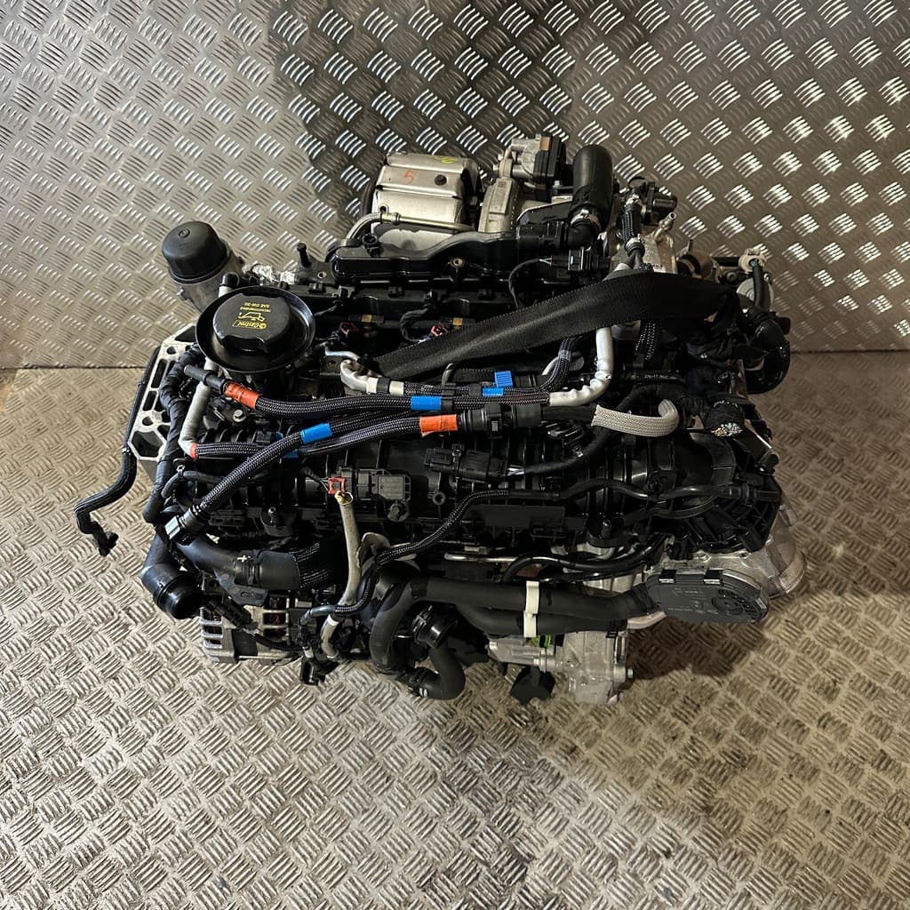 Moteur 204DTD(AJ21D4) - Image 1