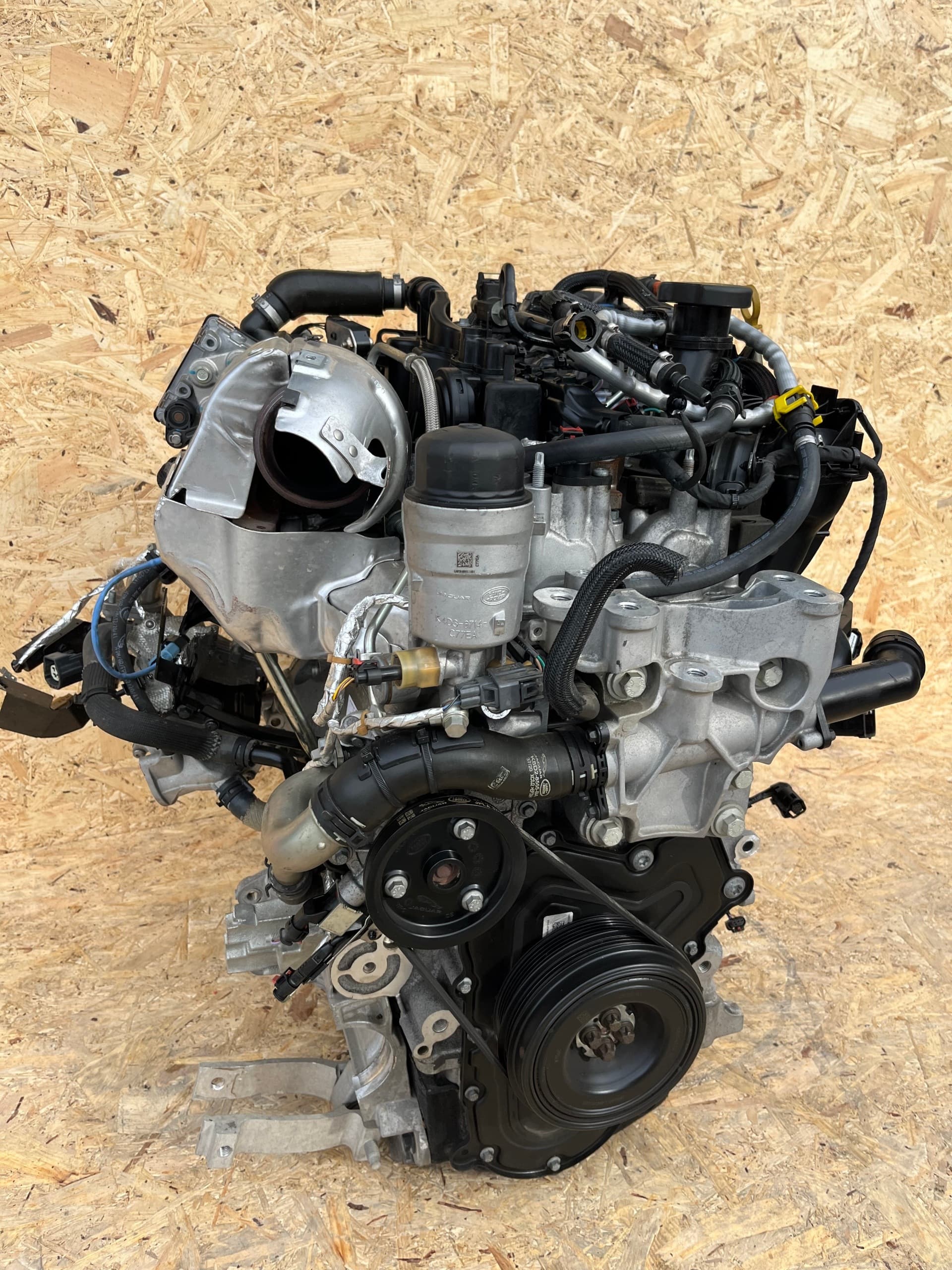Moteur 204DTD(AJ21D4) — vue 9