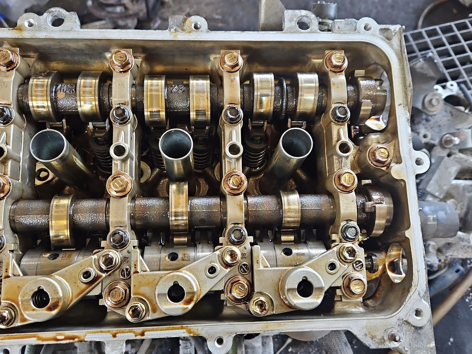 Moteur 2ZR-FAE — vue 3