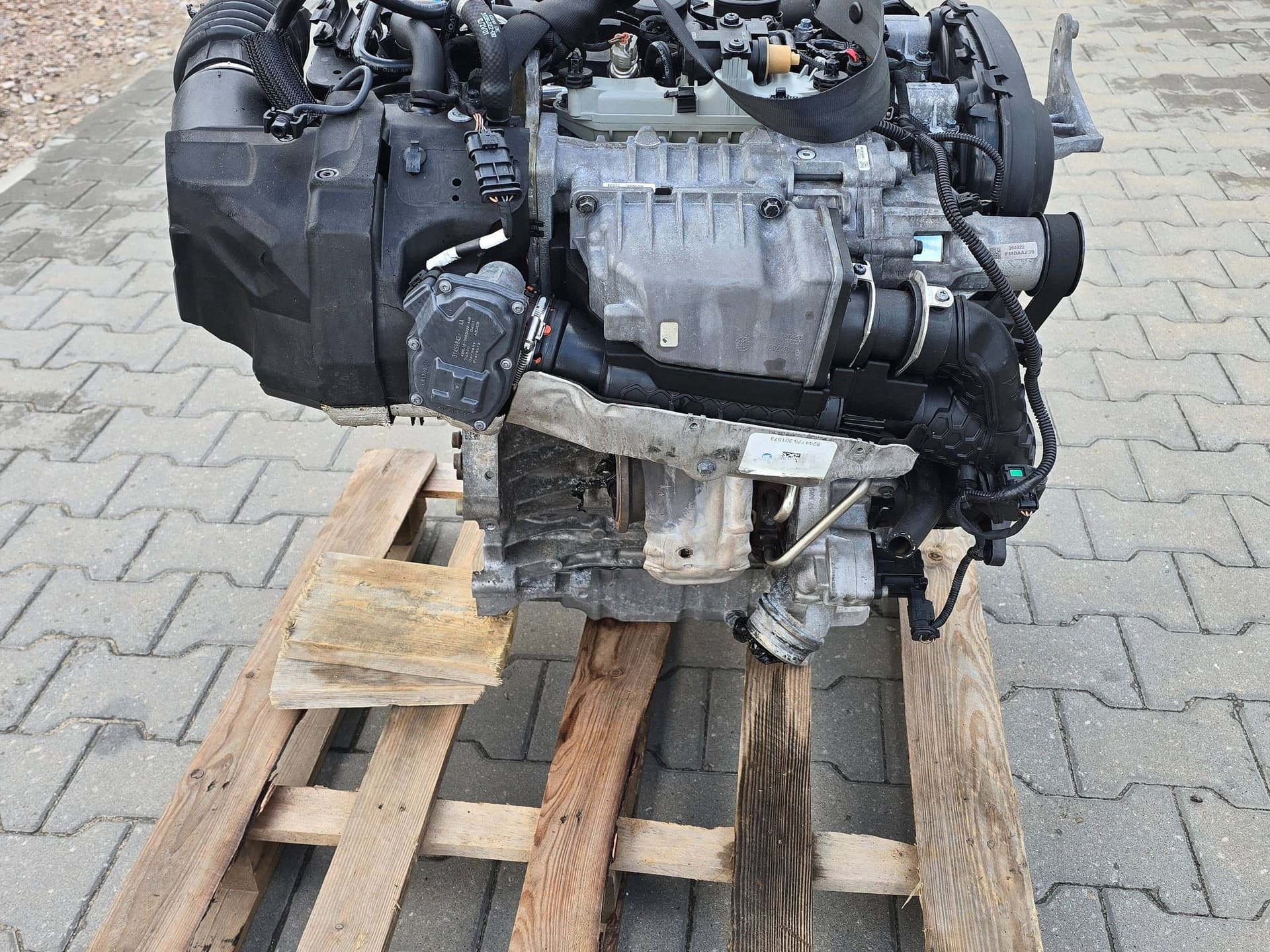 Moteur B 4204 T29 — vue 5