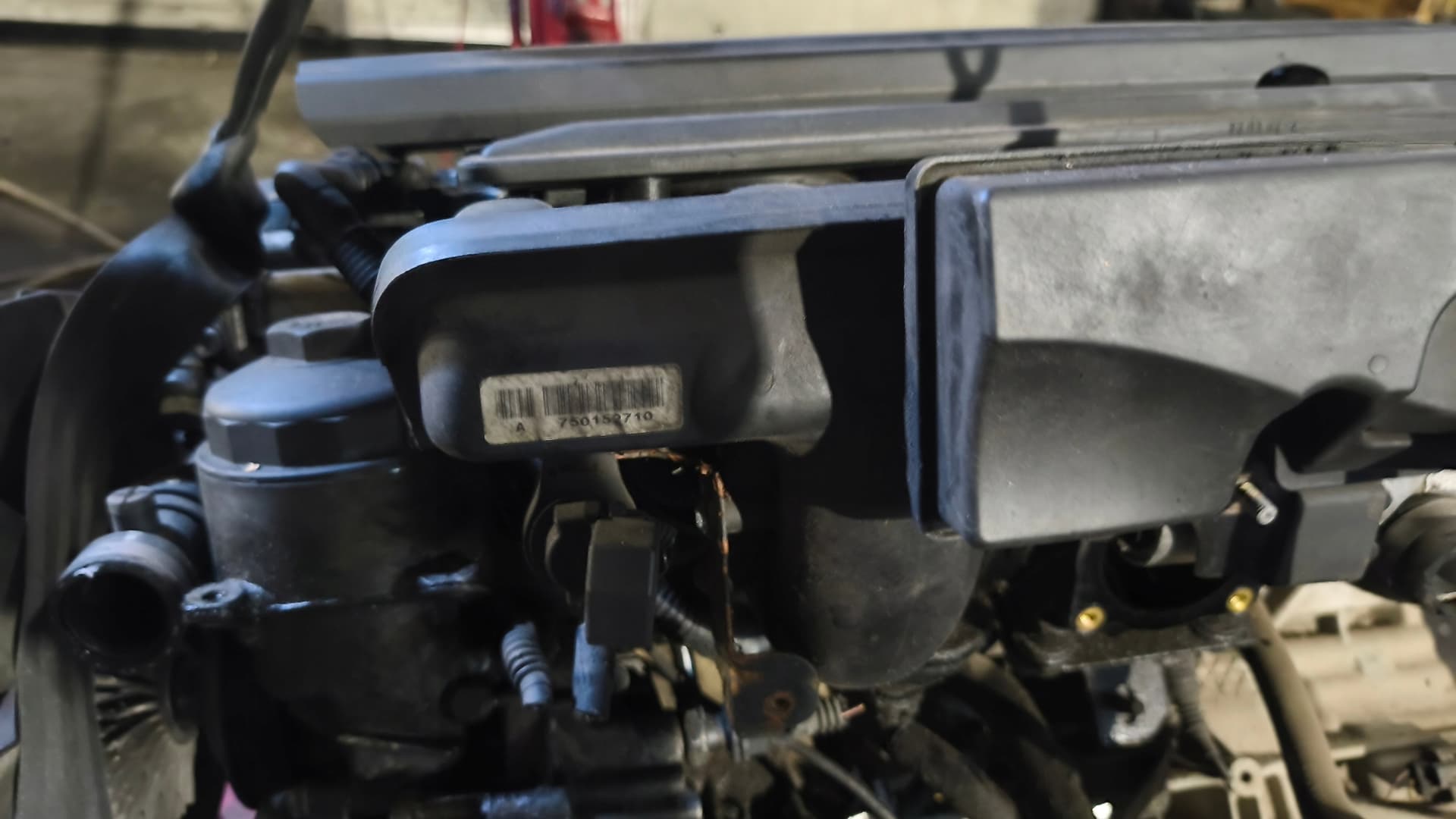 Moteur M54 B22 (226S1) — vue 3