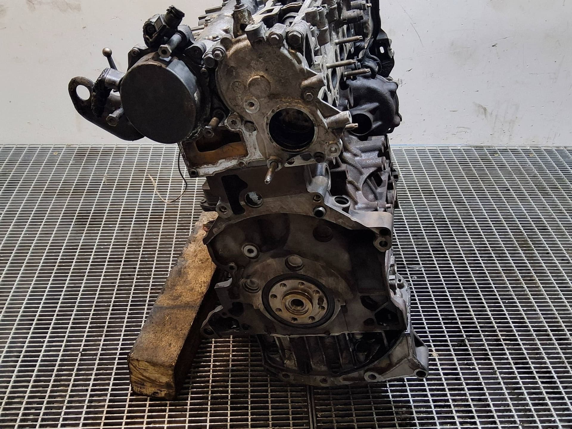 Moteur AHN (DW10FUD) — vue 9