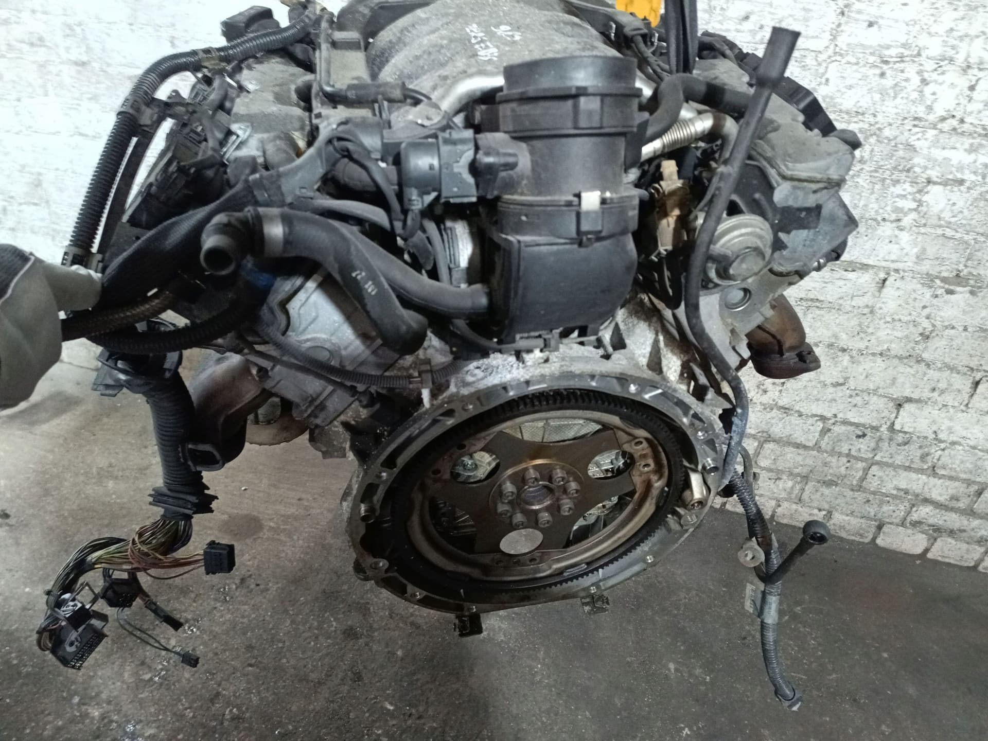 Moteur M 112.913 — vue 4