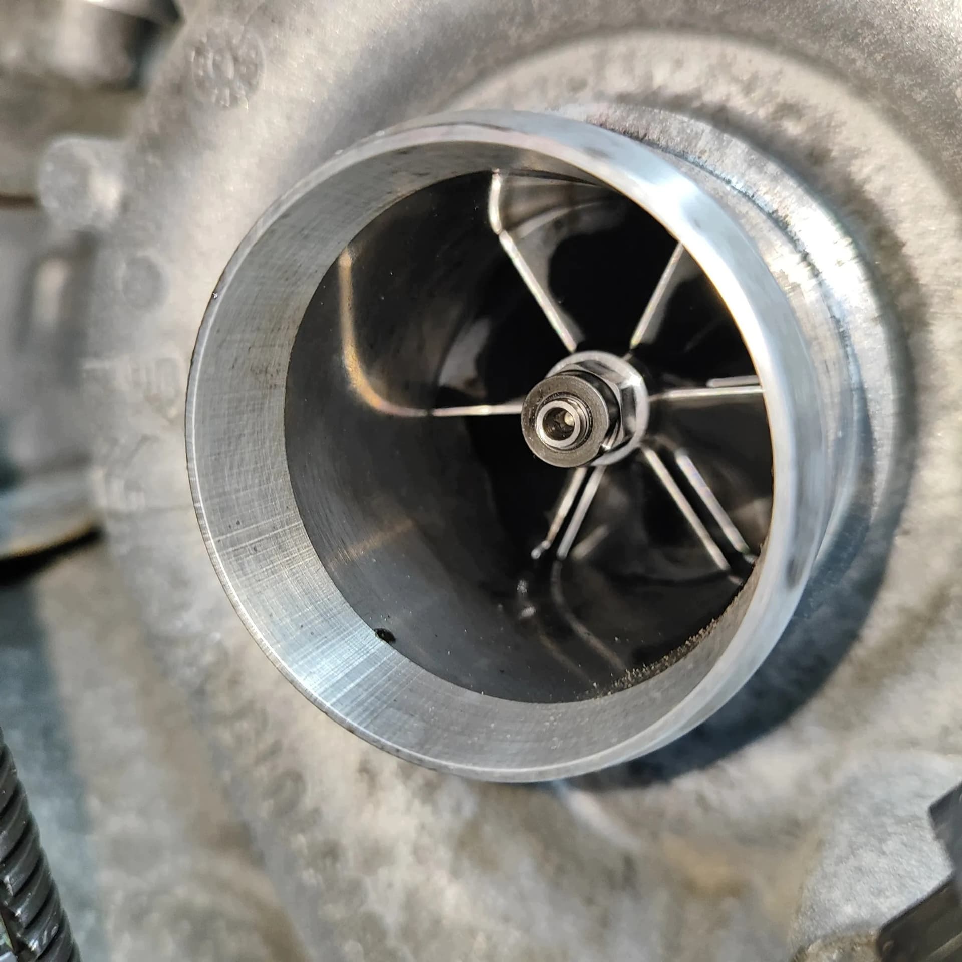 Moteur AHK (DW10FE) — vue 7