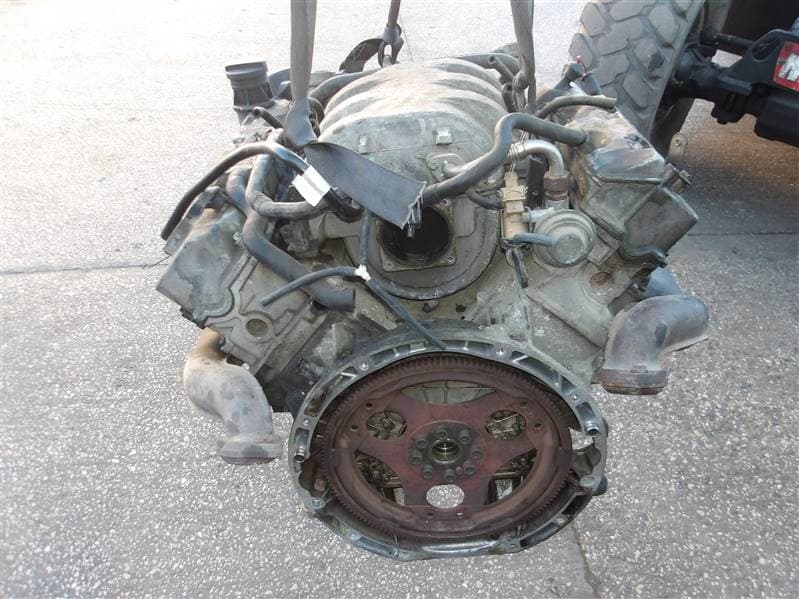 Moteur M 112.943 — vue 4