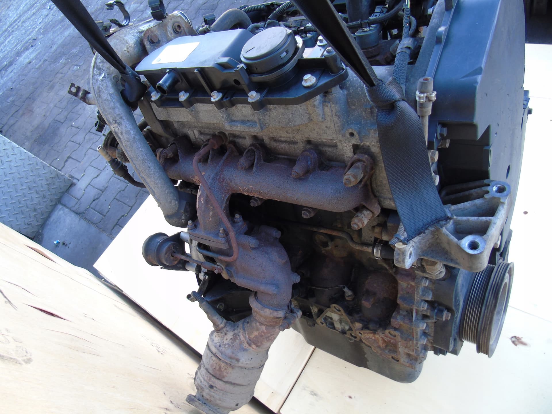 Moteur F1AE0481D — vue 4