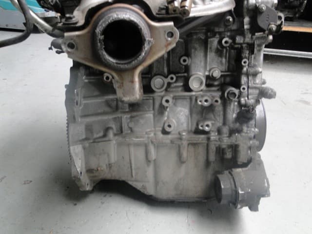 Moteur 3ZR-FAE — vue 4