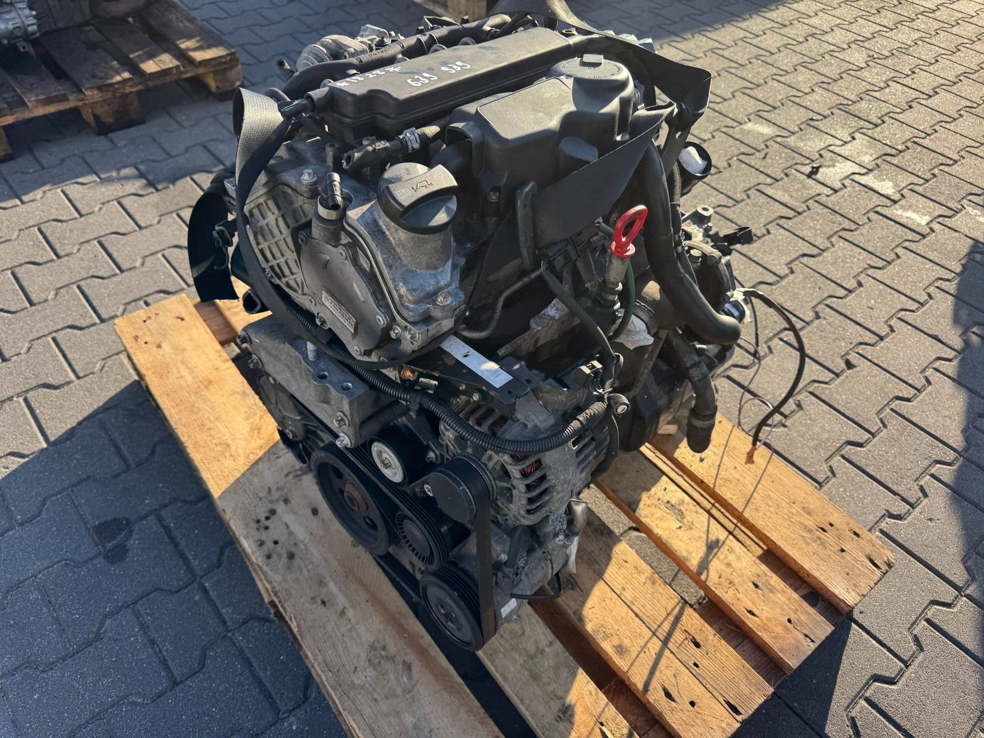 Moteur 4A90 - Image 1