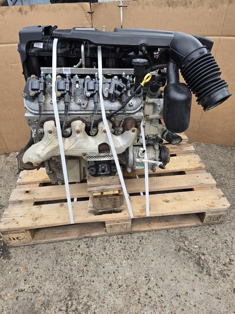 Moteur LH6(325CUV8) — vue 2
