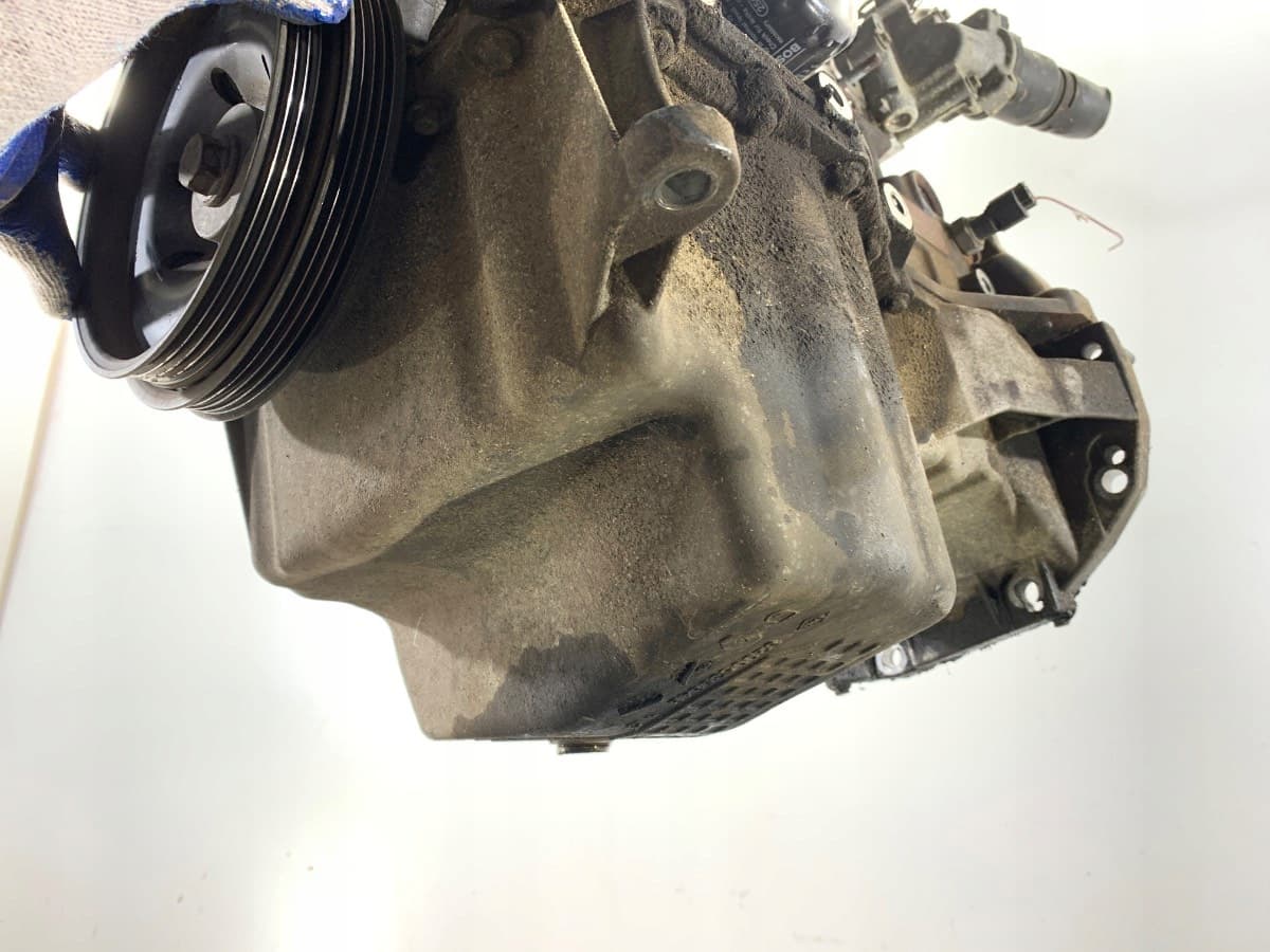 Moteur K7M 800 — vue 4