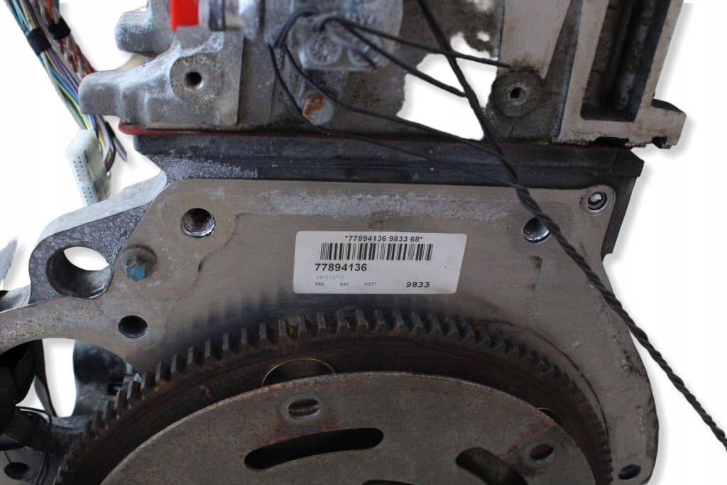Moteur N53 B30 A — vue 4