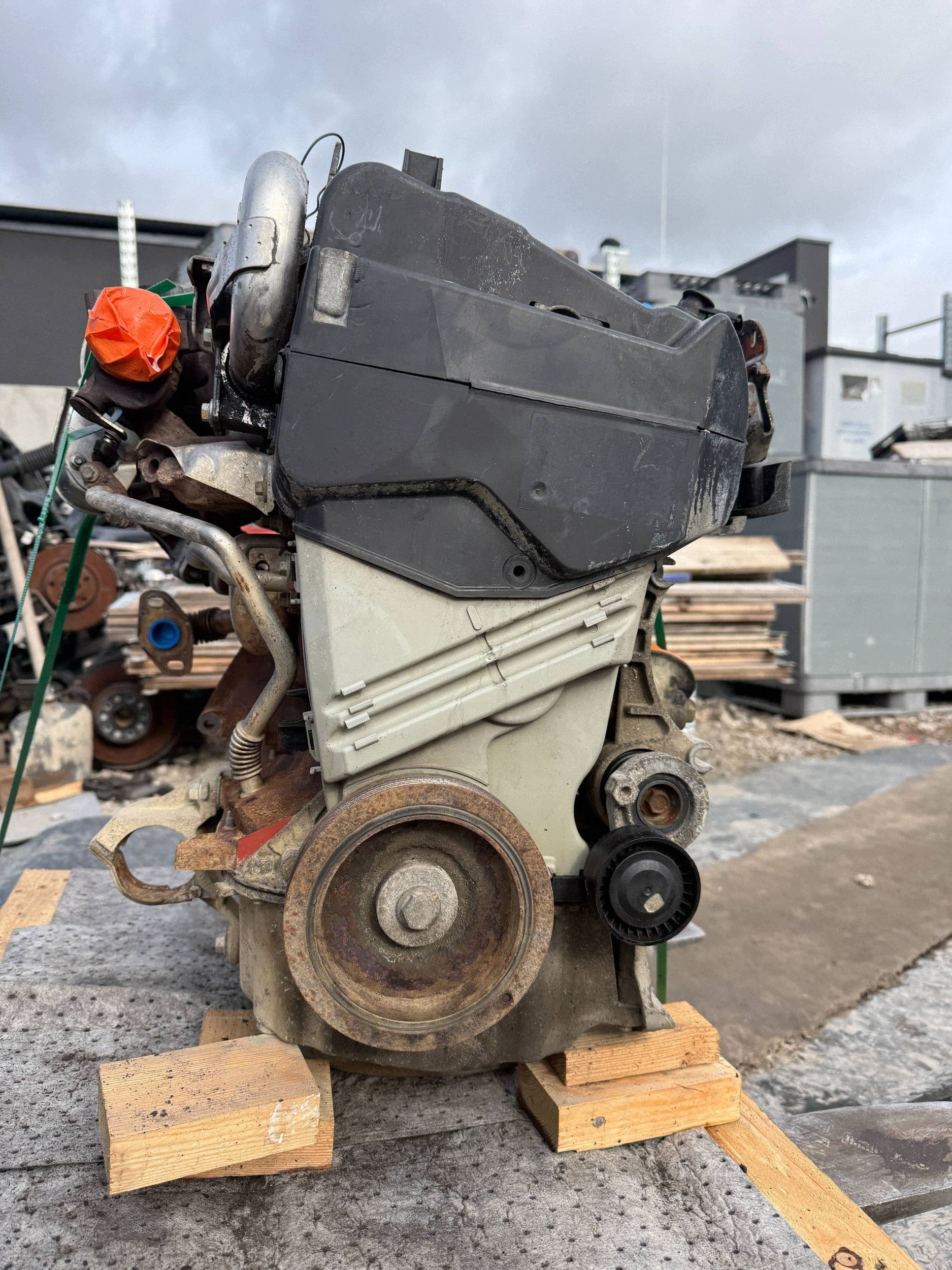 Moteur OM 607.951 (K9K) — vue 3