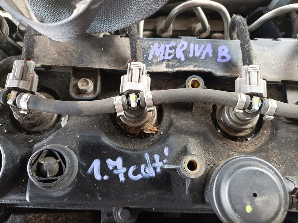 Moteur A 17 DT — vue 4