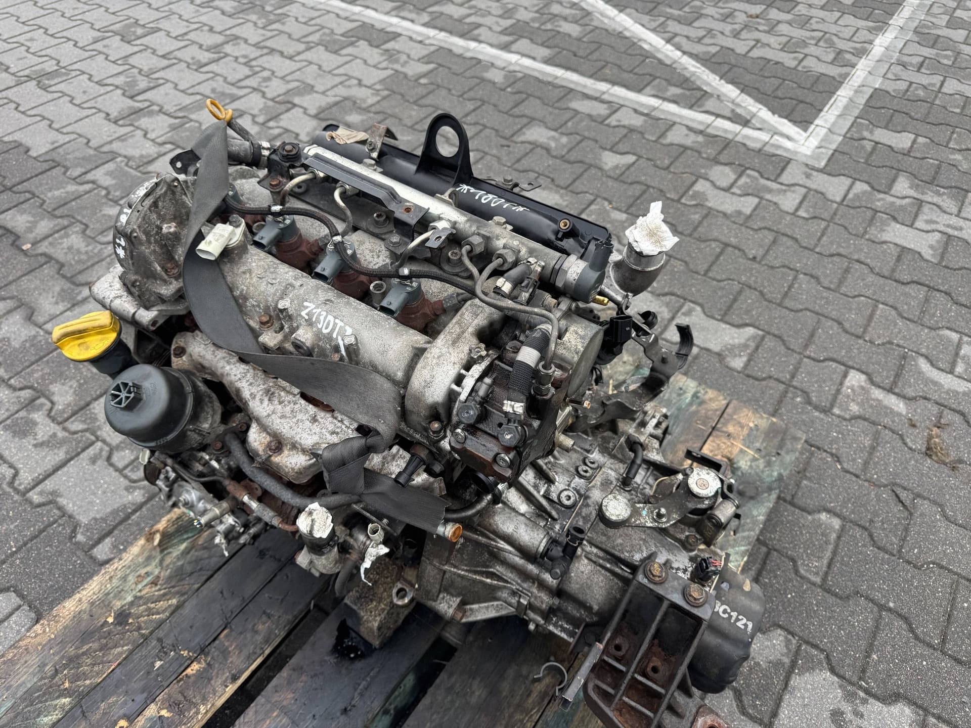 Moteur D13A — vue 4