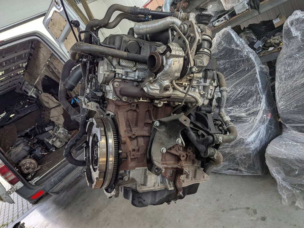 Moteur YLF6 — vue 3