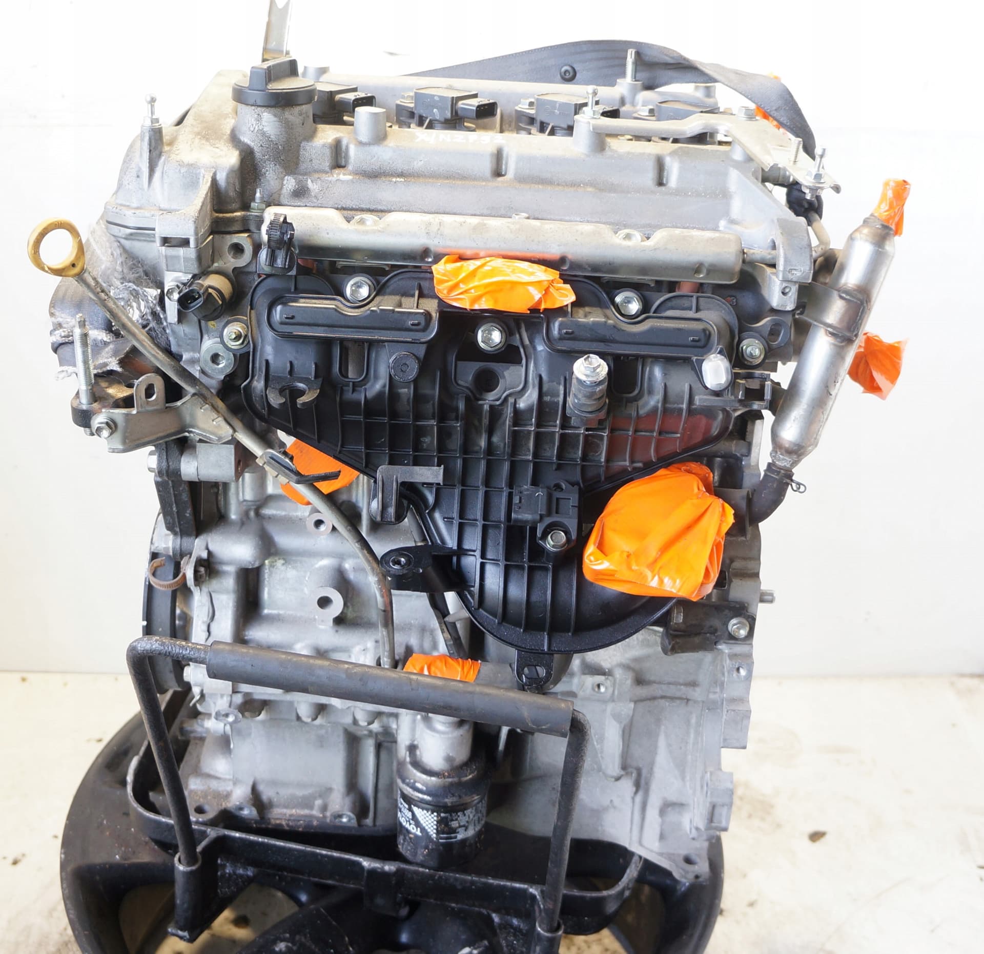 Moteur 1NZ-FXE — vue 3