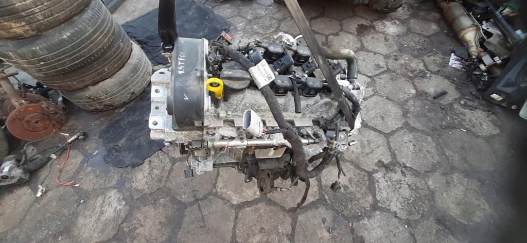Moteur AGU pour Skoda Octavia 1.8 Petrol