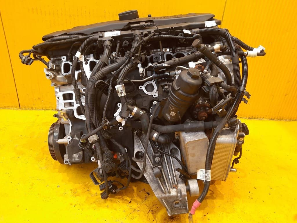 Moteur B57 D30 A — vue 3