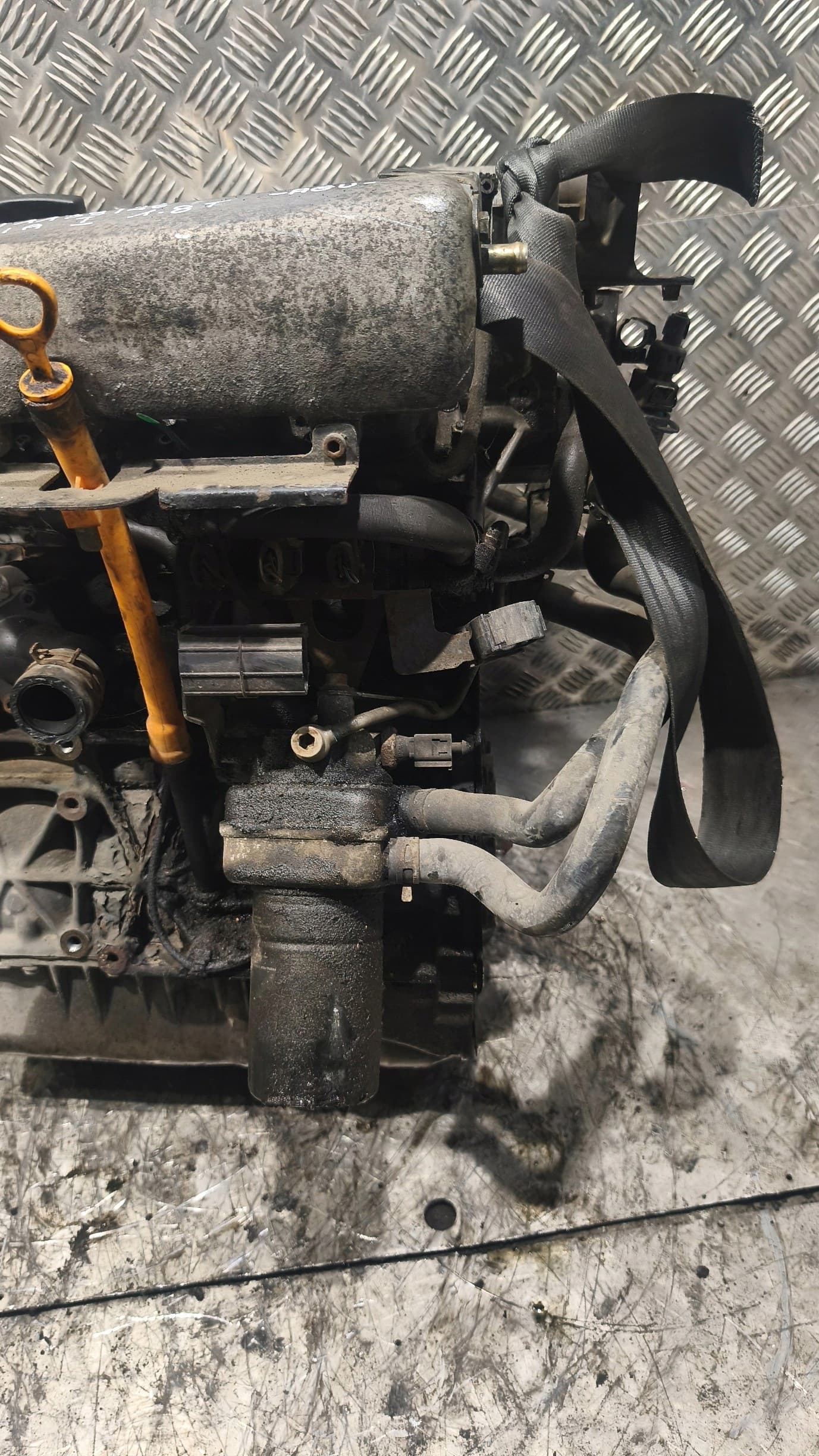 Moteur AGU — vue 14