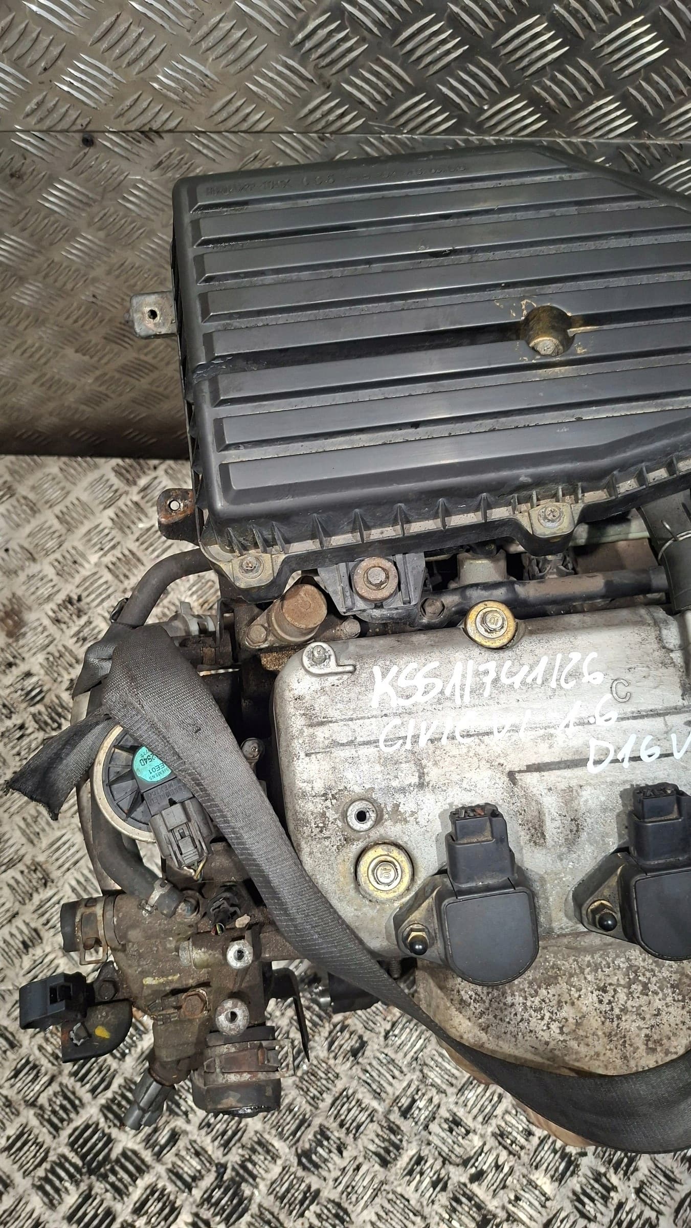 Moteur D16V1 — vue 3