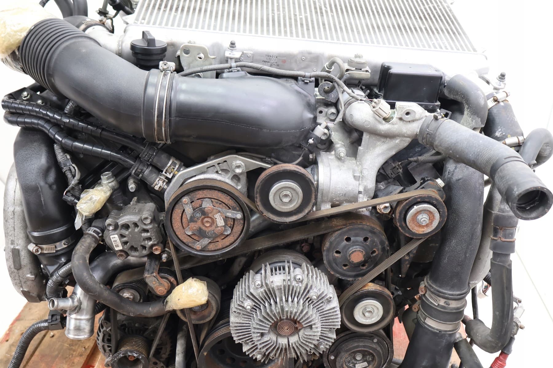 Moteur 1VD-FTV — vue 2