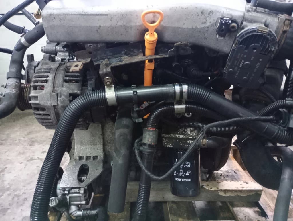 Moteur AQX — vue 6