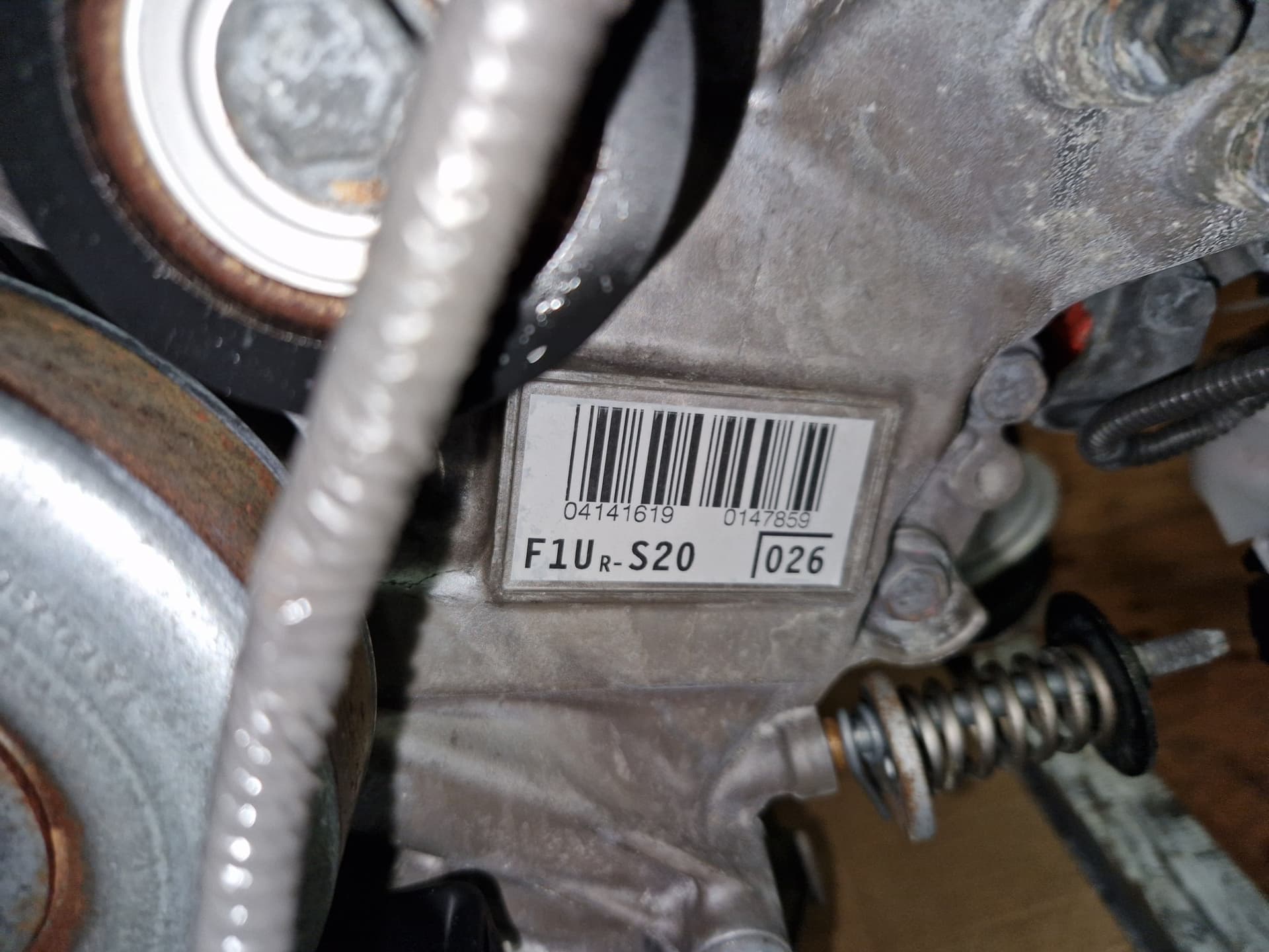Moteur 1UR-FE — vue 4
