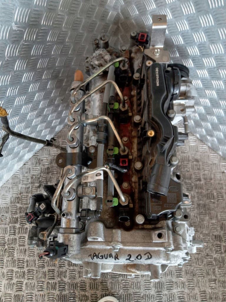 Moteur 204DTY(AJ20D4) — vue 3