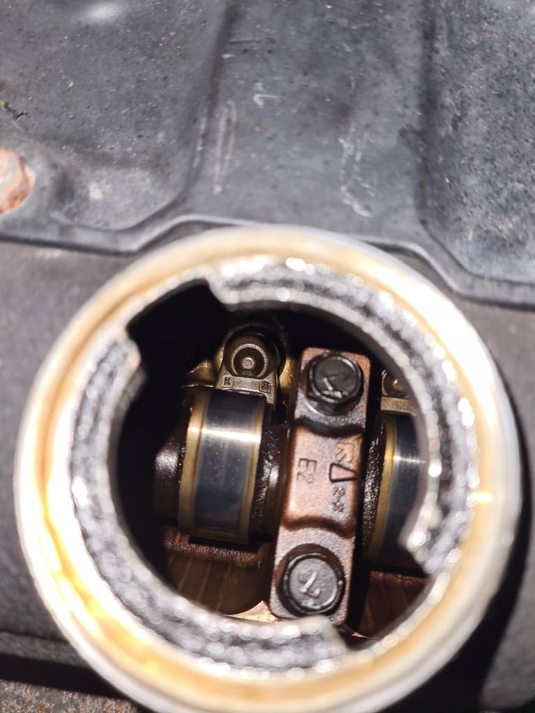 Moteur 6G72 (DOHC 24V) — vue 3